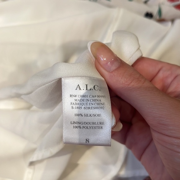 A.L.C Woman’s White Floral Silk Dress Size 8 - Picture 6 of 6